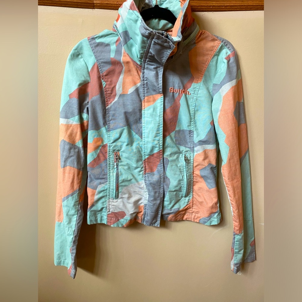 Bench lightweight jacket size small